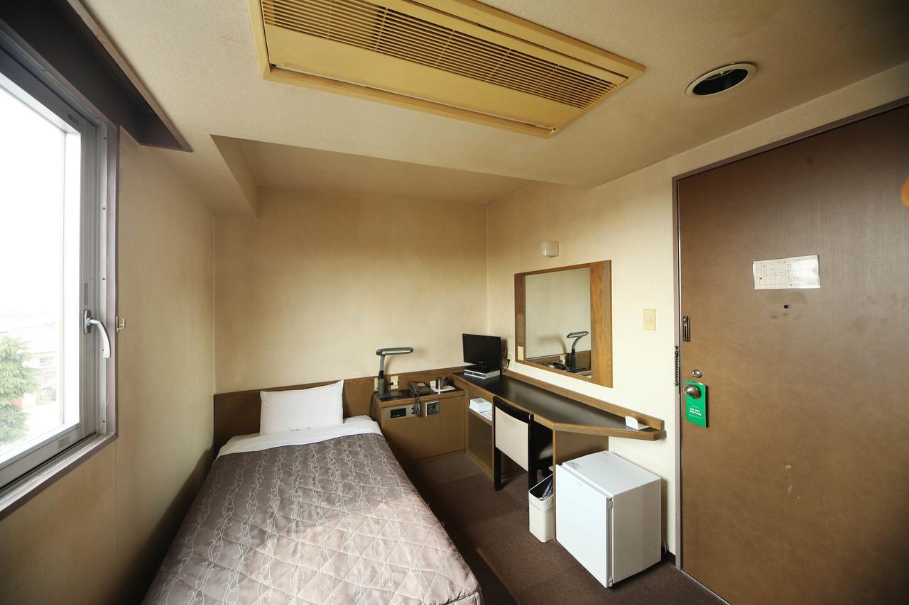 โรงแรมอิเซะซะกิ ฮาร์เวสต์ Isesaki ภายนอก รูปภาพ
